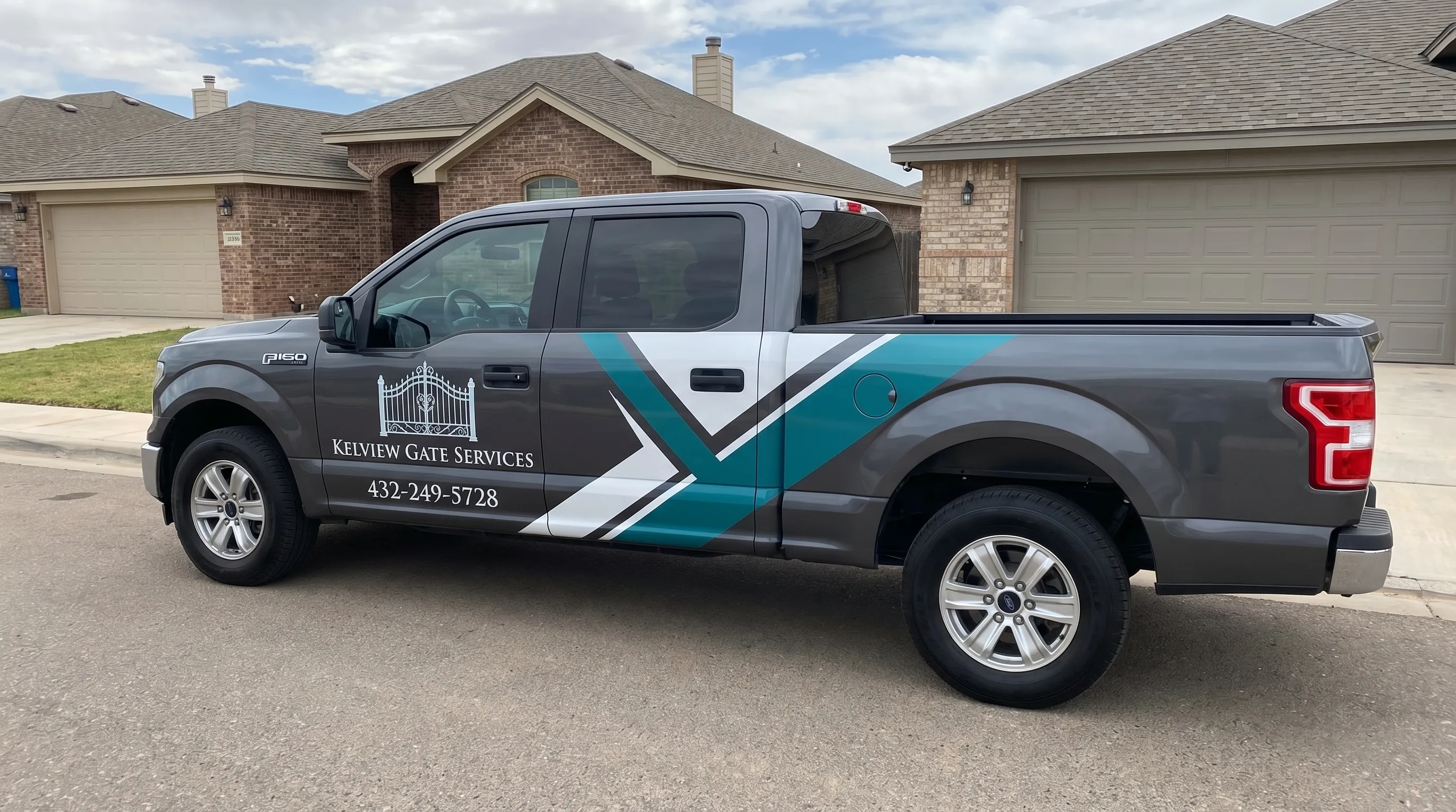 Gate installation and repair services in Midland, TX by Kelview Gate Services